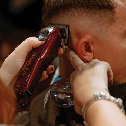 Wahl 5 Star Cordless Magic Clip Hair Clippers with Crunch Blade - Wahl - Professional Barber Supplies UK | BarberWorld