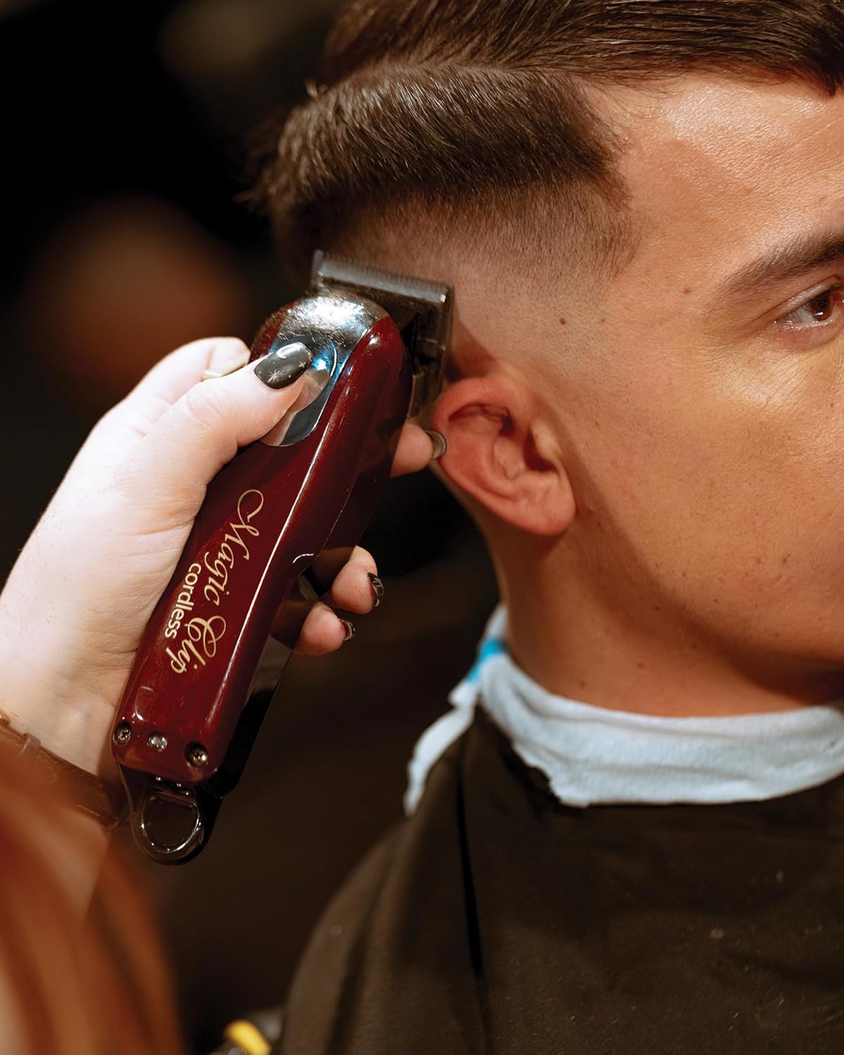 Wahl 5 Star Cordless Magic Clip, Professional Hair Clippers, Pro Haircutting Kit, Clippers for Blunt Cuts, Adjustable Taper Lever, Crunch Blade, Cordless, Lightweight, Barbers Supplies